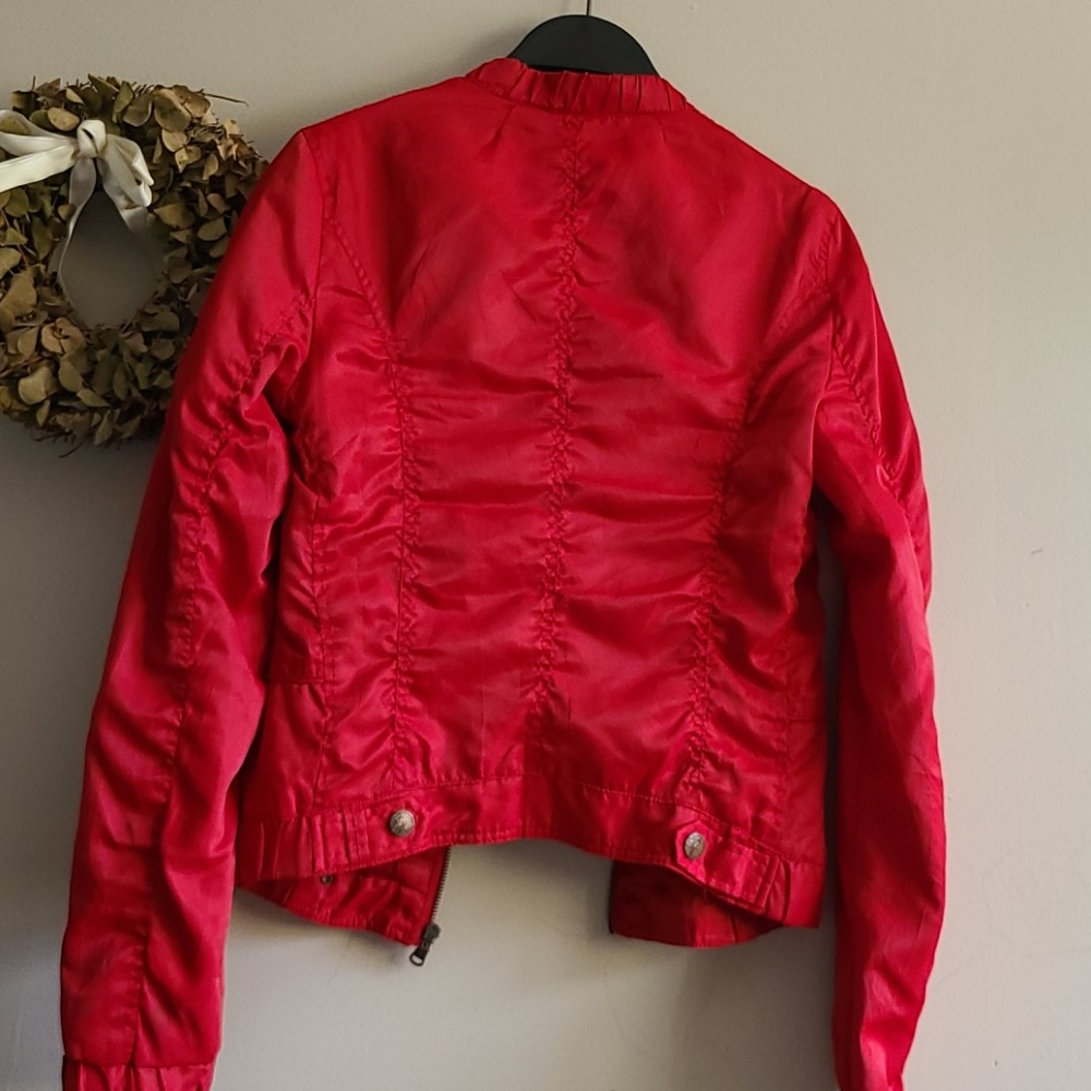 Red Jacket - Picture 4 of 4